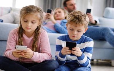 Online: quando smetti di pensare, qualcuno inizia a decidere